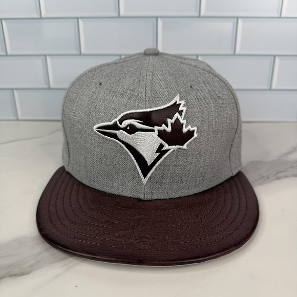 Toronto Blue Jays Hat Cap Strap Back Mens Large Gray MLB Baseball 9FIFTY New Era